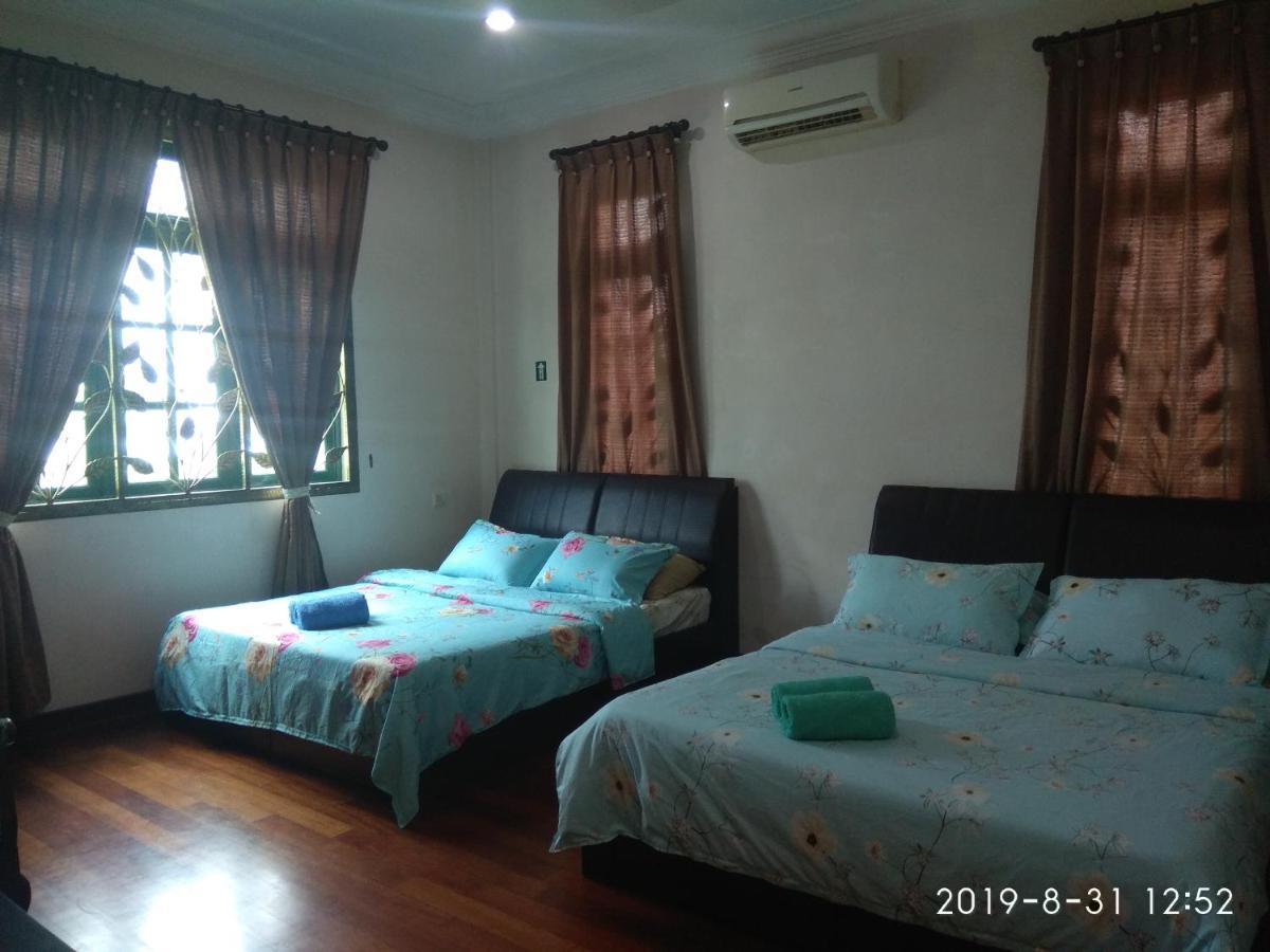 Villa Shamir Sepang Exterior photo